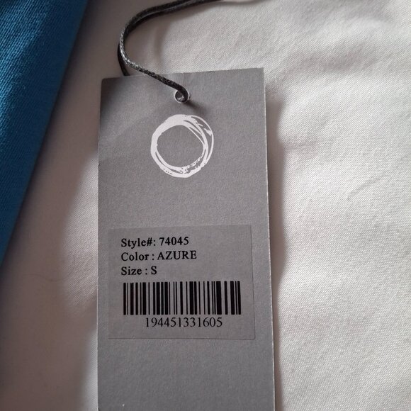 Habitat Deep Hem V Neck - Picture 6 of 6